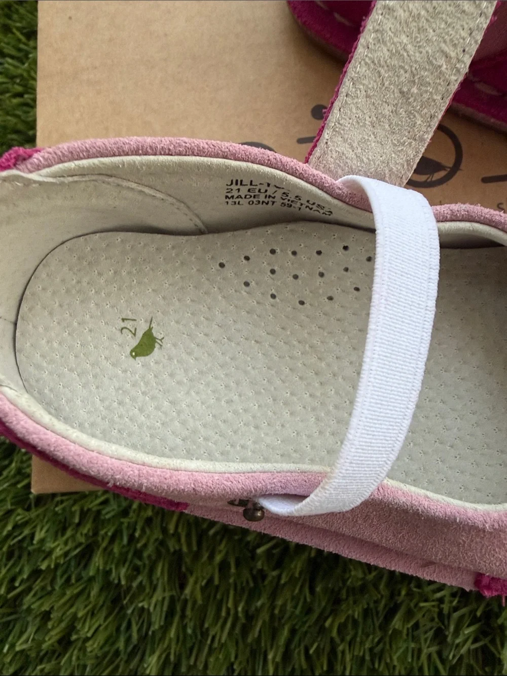 Girls Two-Tone Pink Suede Mary Jane Shoes